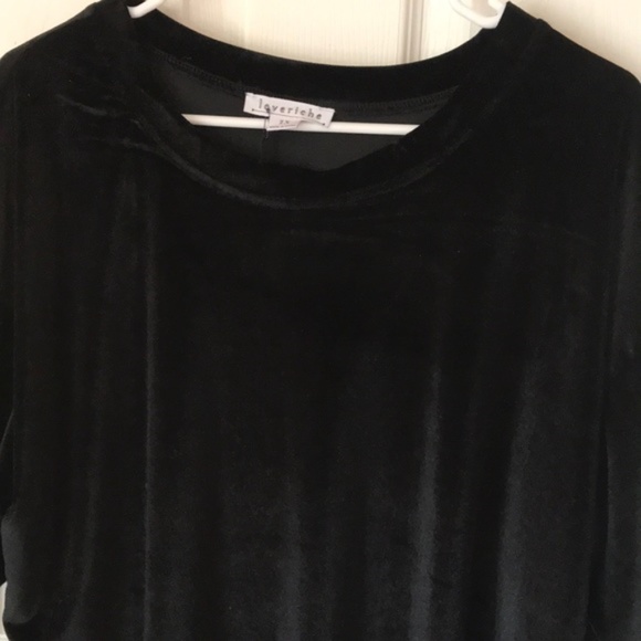 Black Velvet Dress - Picture 4 of 8